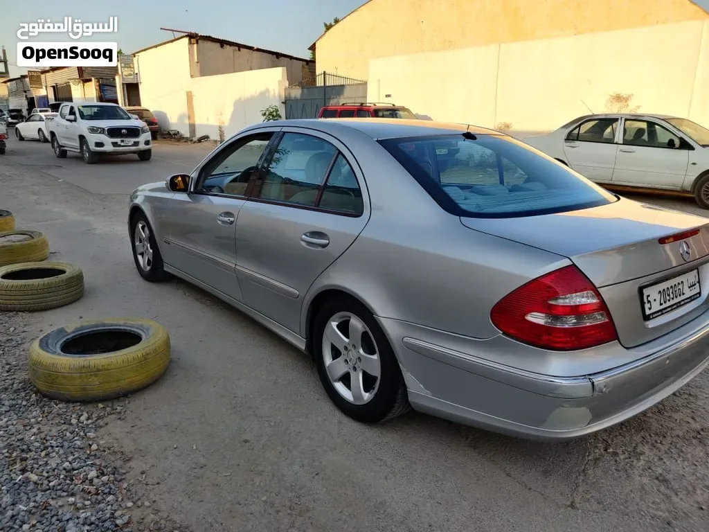 صورة 3 لـ مرسيدس E240 موديل 2004 — طرابلس