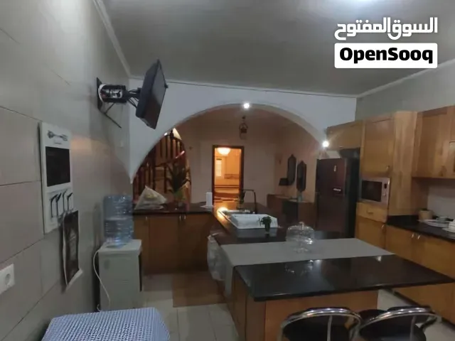 صورة 1 لـ فيلا للبيع جهة جزيرة بوستة — النوفليين قرب كافي لاتي — طرابلس