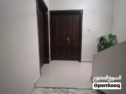 فيلا بيها ملحق 110م شقة جانبيه